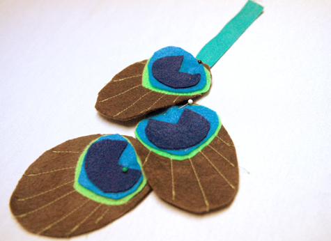 Farsangi jelmezötletek - páva jelmez