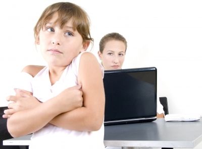 Szétszakadok! Anya-feleség-dolgozó nő szerep egyszerre