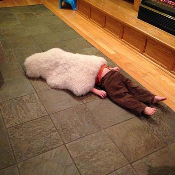 Fotók: ilyenek a gyerekek, amikor nem jól értelmezik a bújócskázást