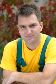 Kerti homokozó építése lépésről-lépésre, fázisfotókkal - a kertészblogger tippjeivel