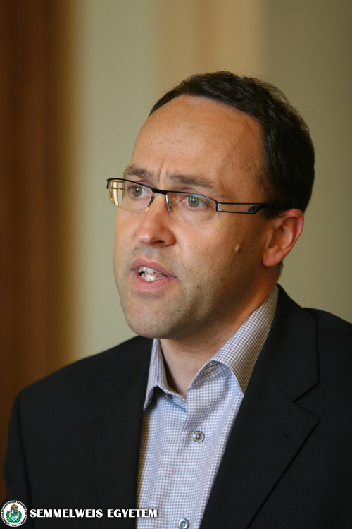 Hasfájás, hasmenés, véres széklet gyermekeknél - Milyen súlyos betegségre utalhatnak a tünetek? Kezelés, megelőzés