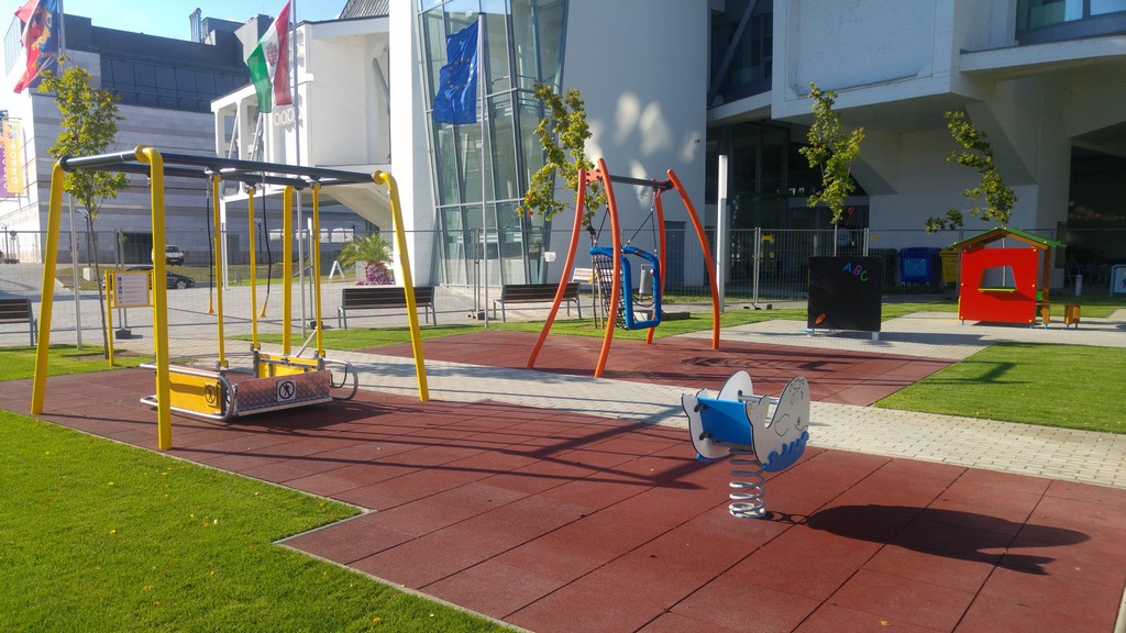 12 különleges játszótér az országban, ahol minden kisgyermek boldogan játszhat - Még akkor is, ha mozgássérült!