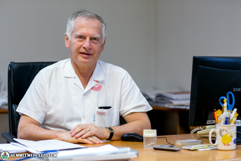 Gluténérzékenység, lisztérzékenység: miért fontos, hogy a baba kapjon glutén tartalmú élelmiszert? Hány hónapos korban ideális elkezdeni? Gyermekgyógyász javaslata