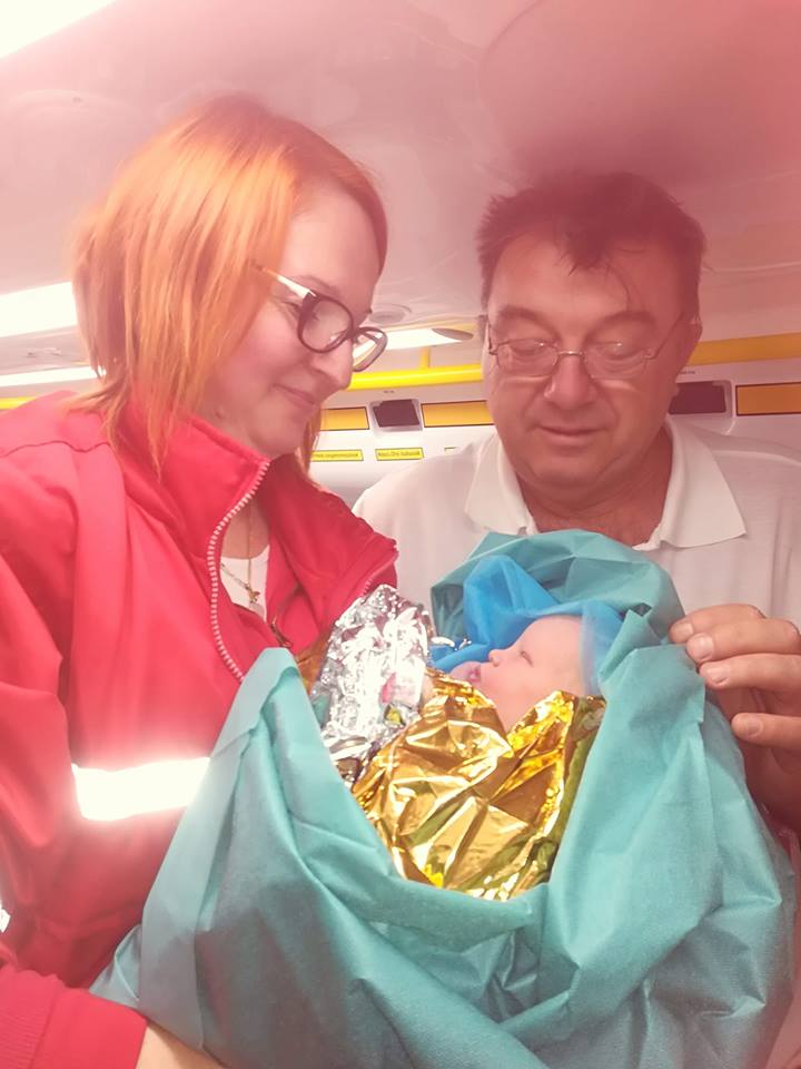Nem bírta ki a kórházig: Otthon született meg a kisfiú a mentők segítségével! - Fotó is készült a tündéri újszülöttről