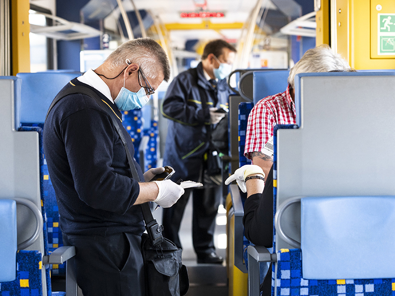Budapesti Közlekedési Központ: Leszállíthatják a BKK járatairól azt, aki nem hajlandó maszkot hordani!