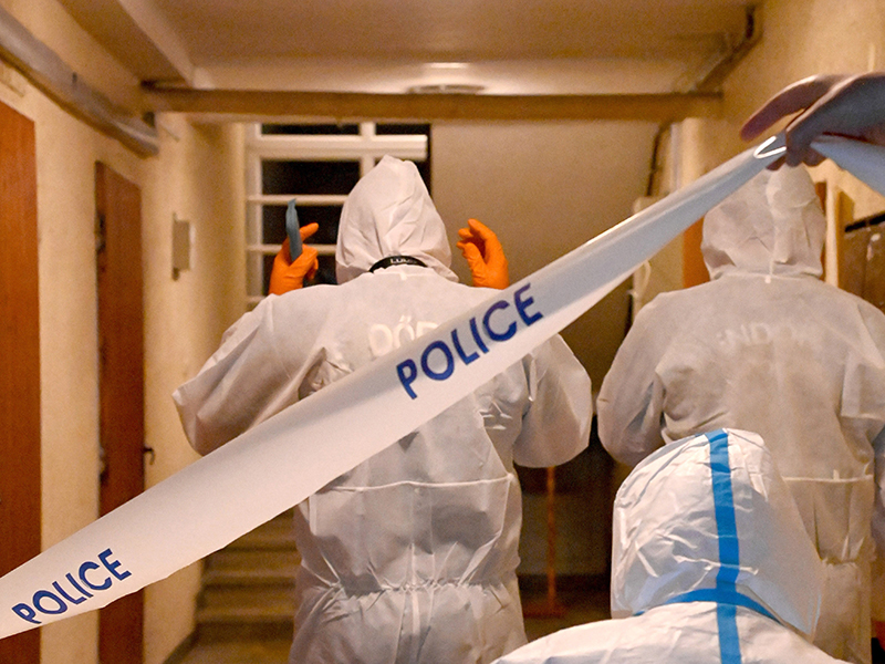 Meggyilkolta 14 és 16 éves lányait egy apa Aszódon - Láthatásra érkeztek hozzá